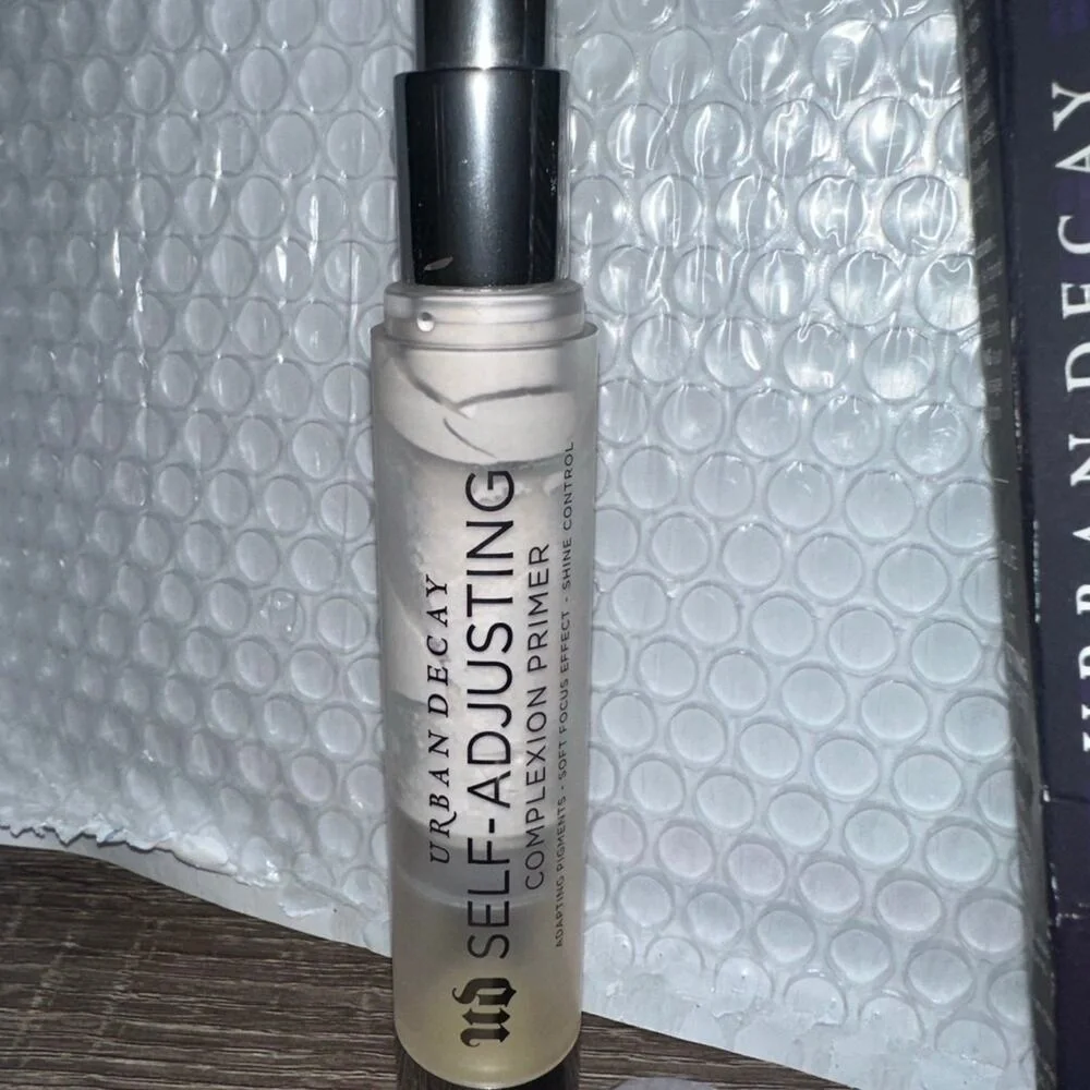 Urban Decay primer self‎ adjusting face